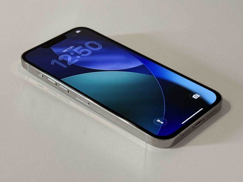 Бартер! Перфектен! 256GB iPhone 13 Pro Max Silver (Бял) 88% Батерия.