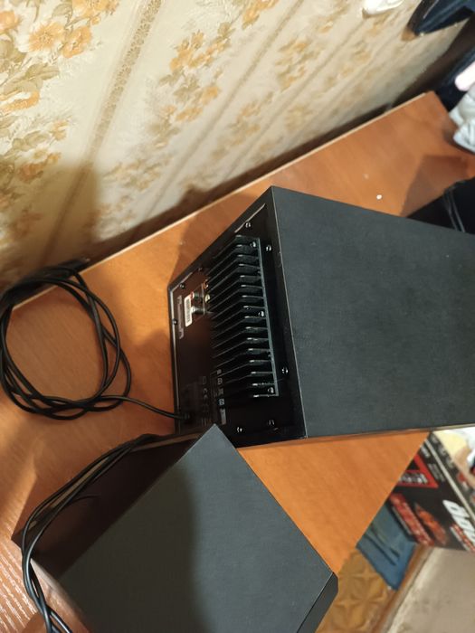 Продаю mikrolad m 880 практически новый састояние.