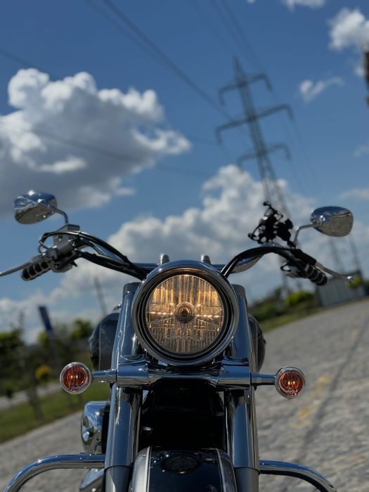 Suzuki Boulevard C50/Intruder C800