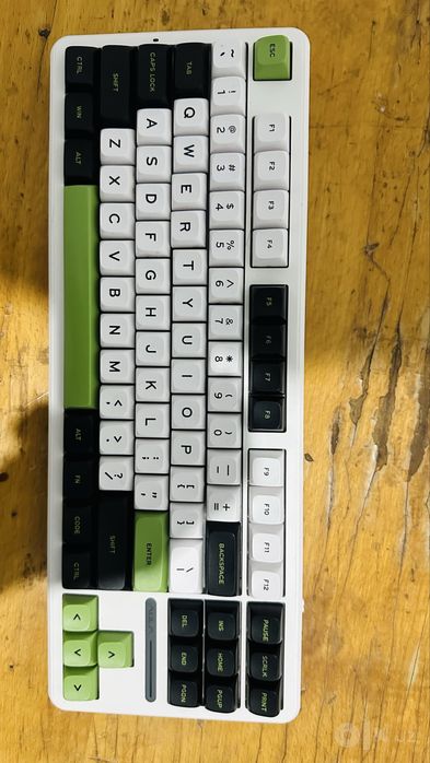 AULA F87 klaviatura