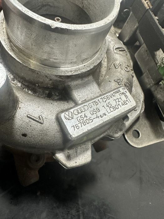 Turbina turbo Audi A5 3.0 TDI A4 B8 3.0 CCW CAMA CGKA