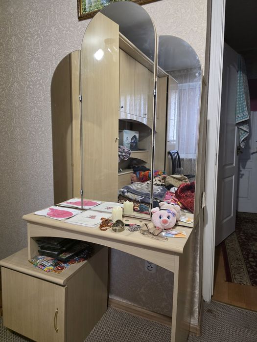 Спальный гарнитур