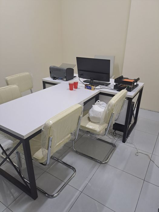 Офис арендага берилади Ибн Сино савдо мажмуасида