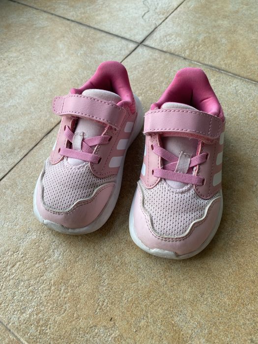 Маратонки Adidas