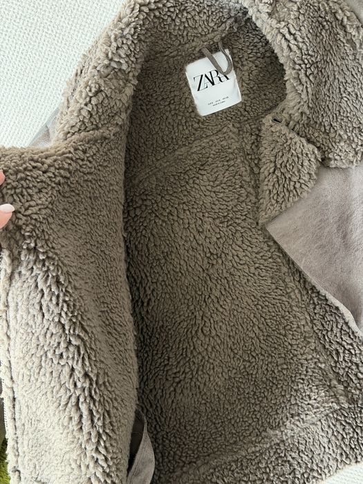 Продам дубленку димесезон