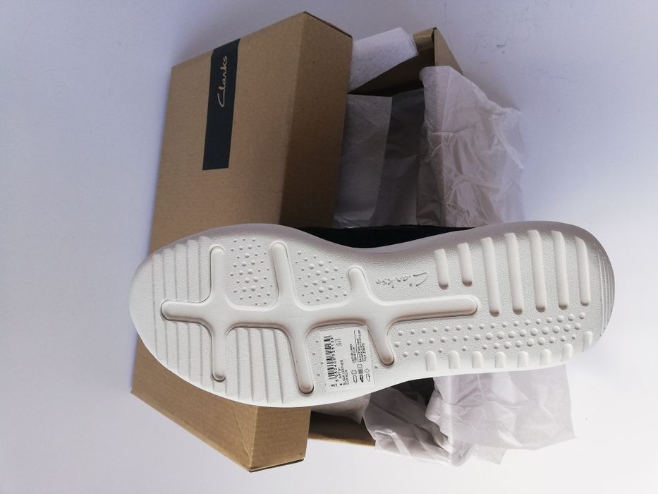 Clark's Sports Shoes / Vans SK8-Hi Reconstructed