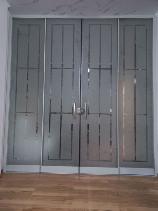 Стеклянные перегородки