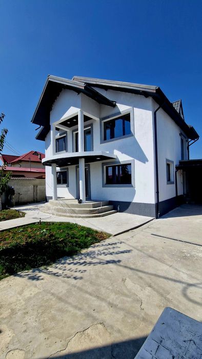 Vând urgent casă individuală propietate