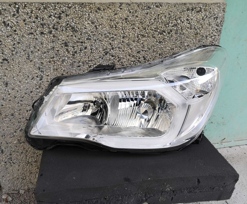 Оригинален фар Субару Форестер  Subaru Forester Led Xenon