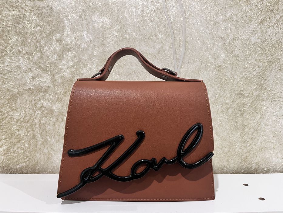 Дамски стилни чанти