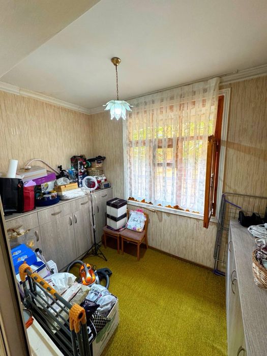 Qorasuv6 Uy sotiladi