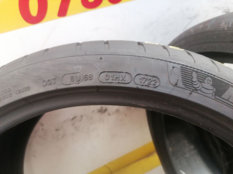 245/35/20.2* Michelin vara 95y dot 1722. 6,,02mm