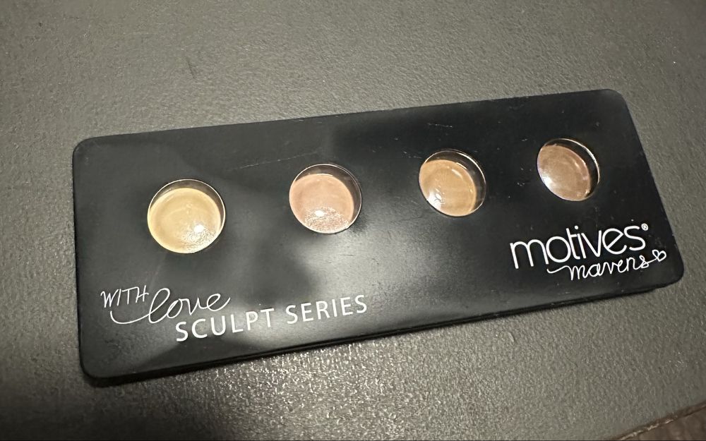 Гримове Motives