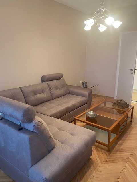 Дава се под наем Тристаен апартамент в София, Стрелбище - 90 кв.м за 800 € - Снимка #1
