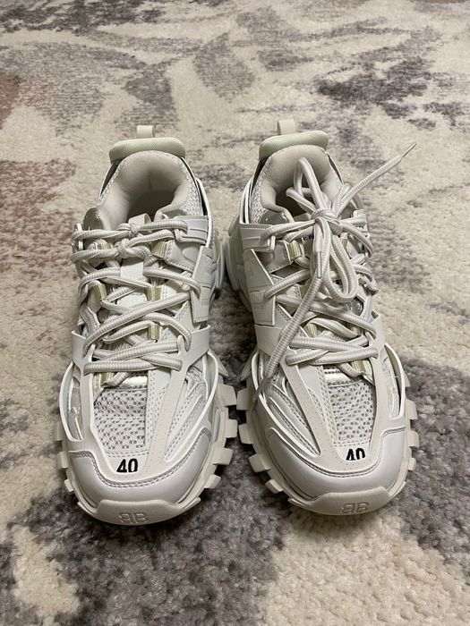 Vând balenciaga track albi mărimea 40