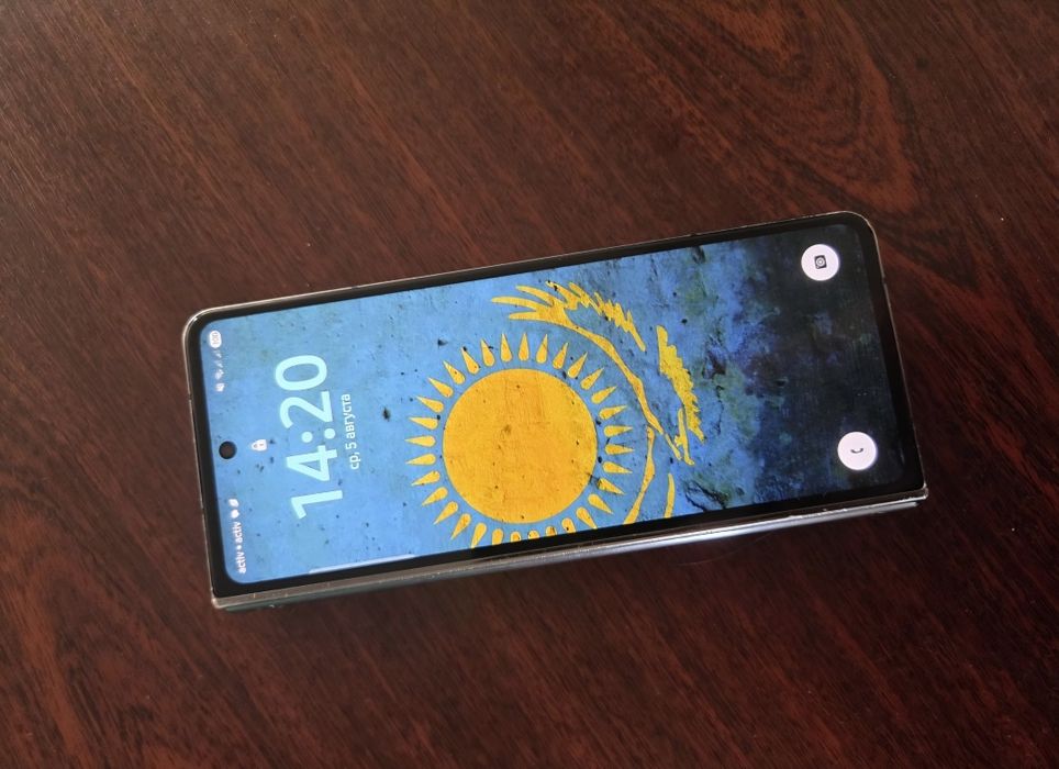 Samsung z fold 4