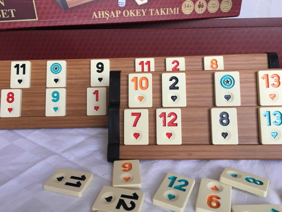 Joc Remi Remy Rummy NOU Table grele din lemn masiv lacuit. SIGILAT!