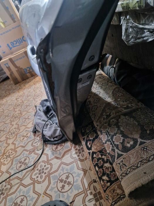 Задна лява врата за Toyota Avensis T27