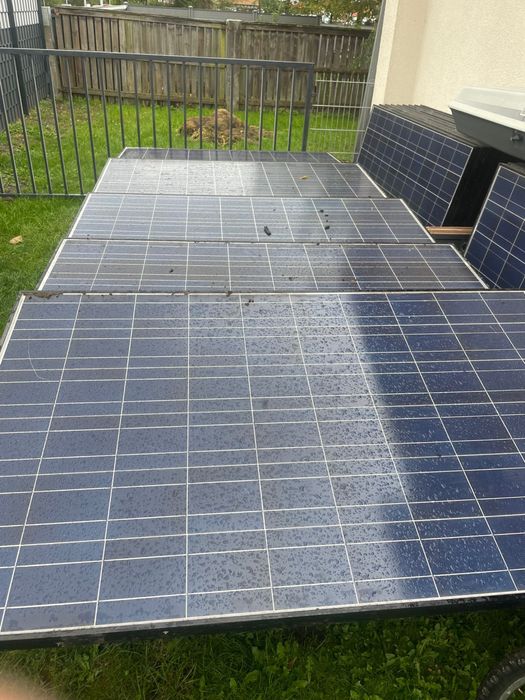 REZERVAT Panouri solare in stare buna