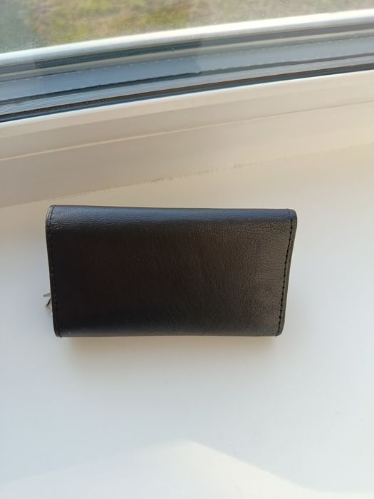 Продам портмоне, ключницу, цена 2000