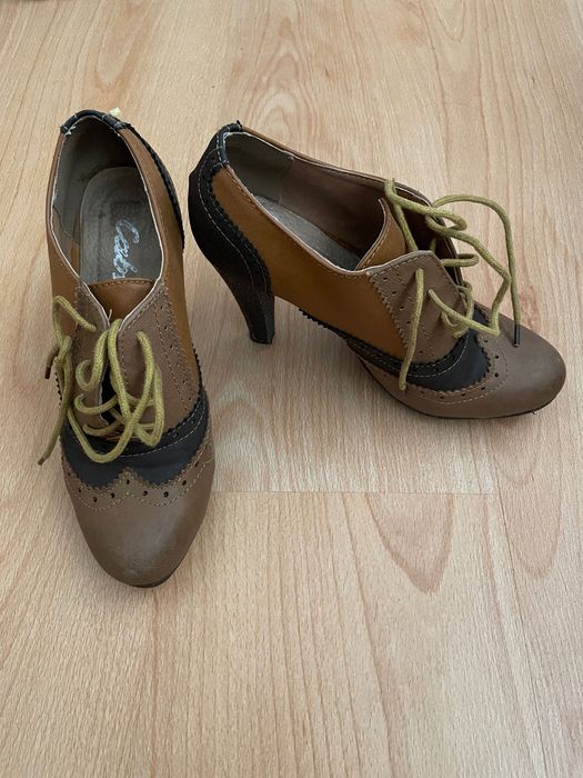 Дамски обувки на токчета