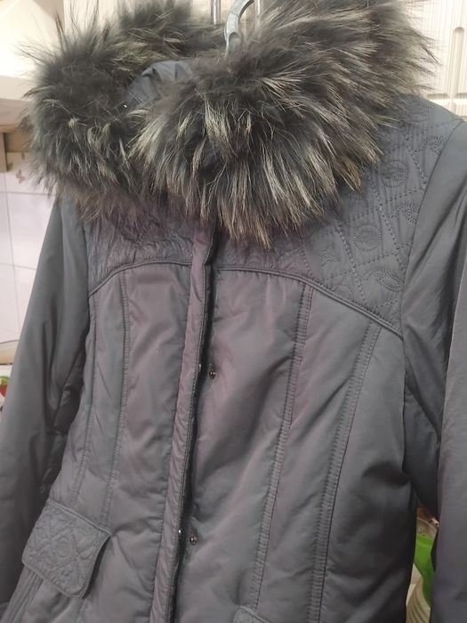 Плащь балонь  зима весна с капюшоном поясом