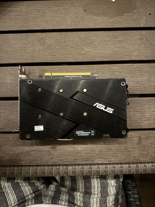 Placa video RX 6500xt 4gb