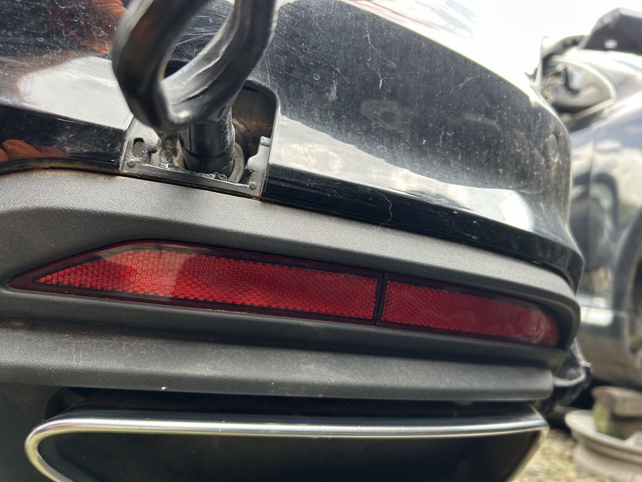 Catadioptru bară spate stânga și dreapta spate Audi A4 B9 break 2020