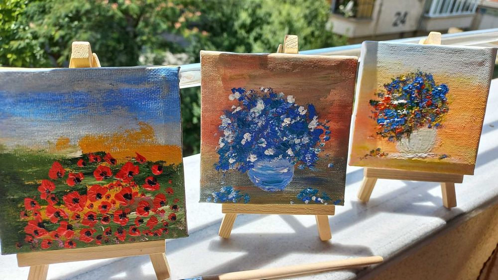 Мини картина +мини статив за общо 10лв