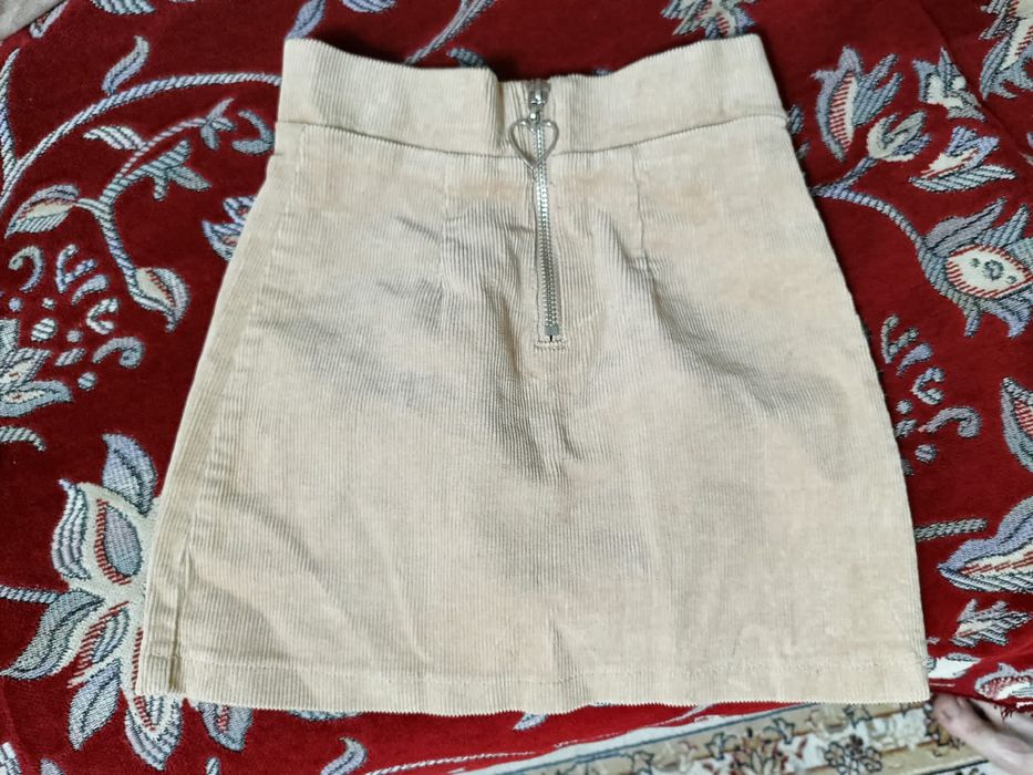 Шорты и юбка для девочки