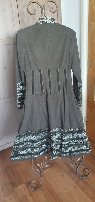 Palton kaki designer Cristina Cernei