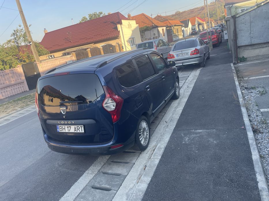 DACIA Lodgy 2015 — imagine 4