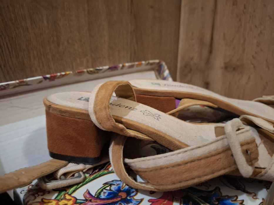 Дамски обувки нови или в отлично състояние