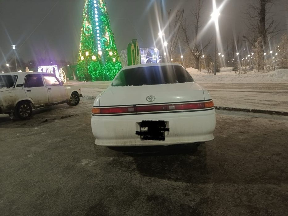 Продается Тойота Марк 2. Торг есть.