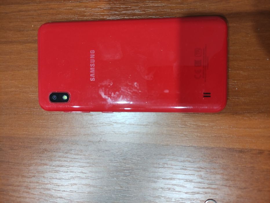 Продам Самсунг а 10