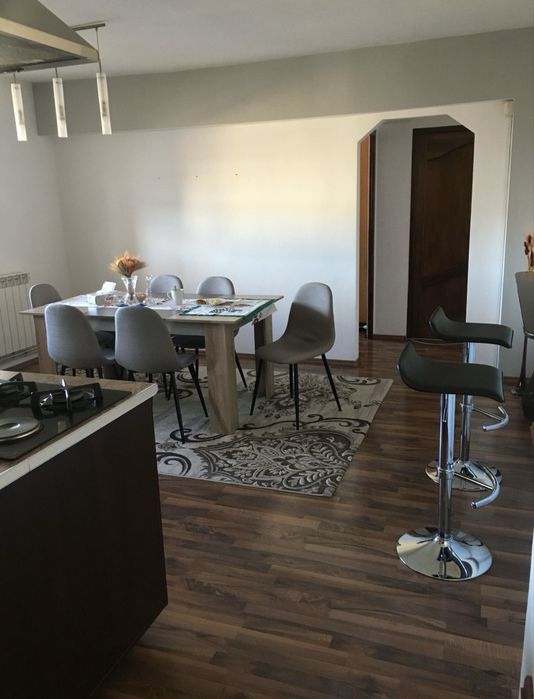 Apartament cu 4 camere