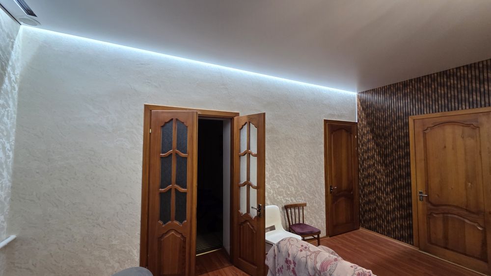 Поклейка обоев ремонт покраска