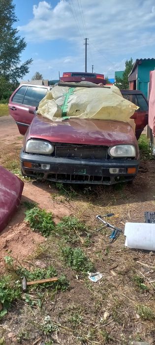 обменяю две машины на одну.