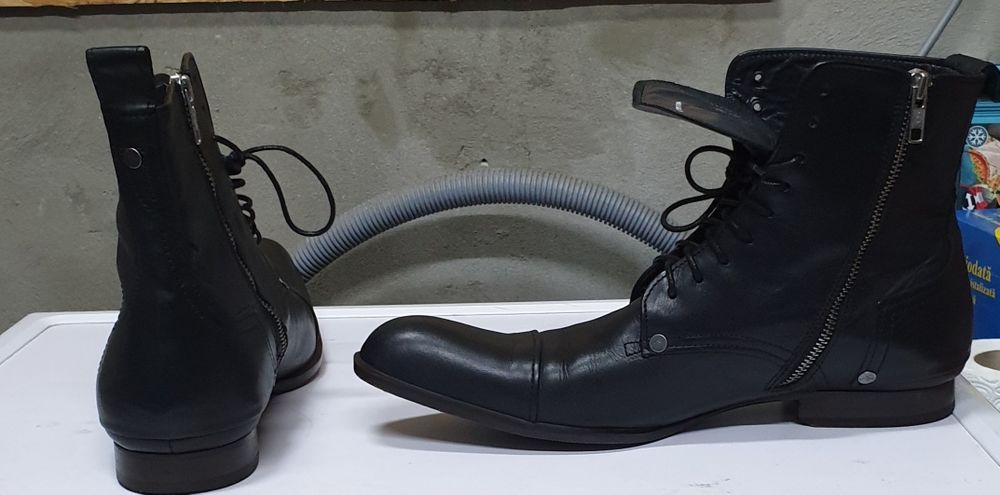 Ghete din piele naturală J.Lindeberg