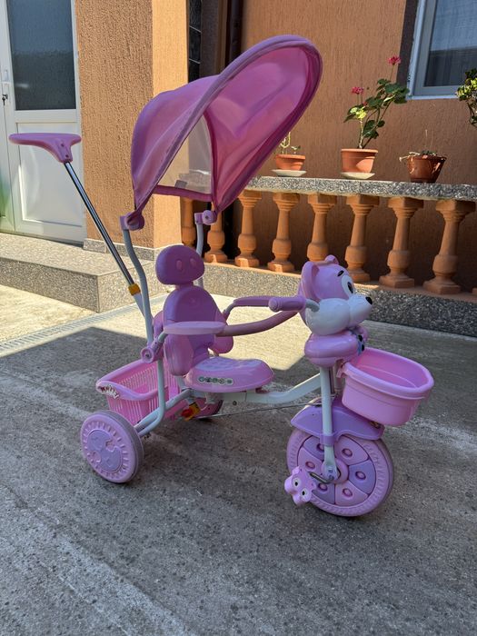 Tricicleta roz penttu copii