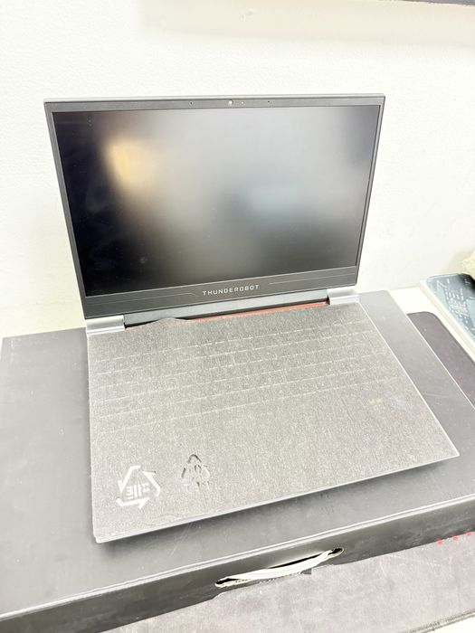 Игровой ноутбук Thunderobot g2 pro