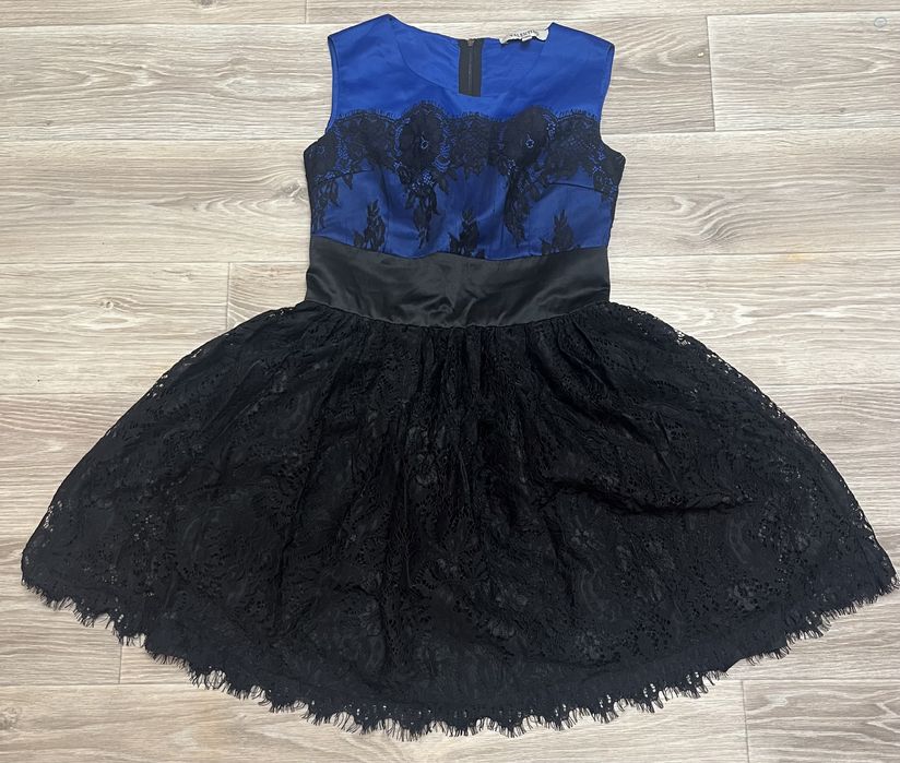 Платье нарядное рост 140-150