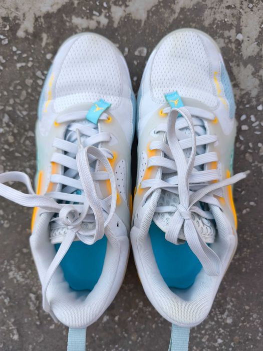 Маратонки Nike Jordan 42 номер