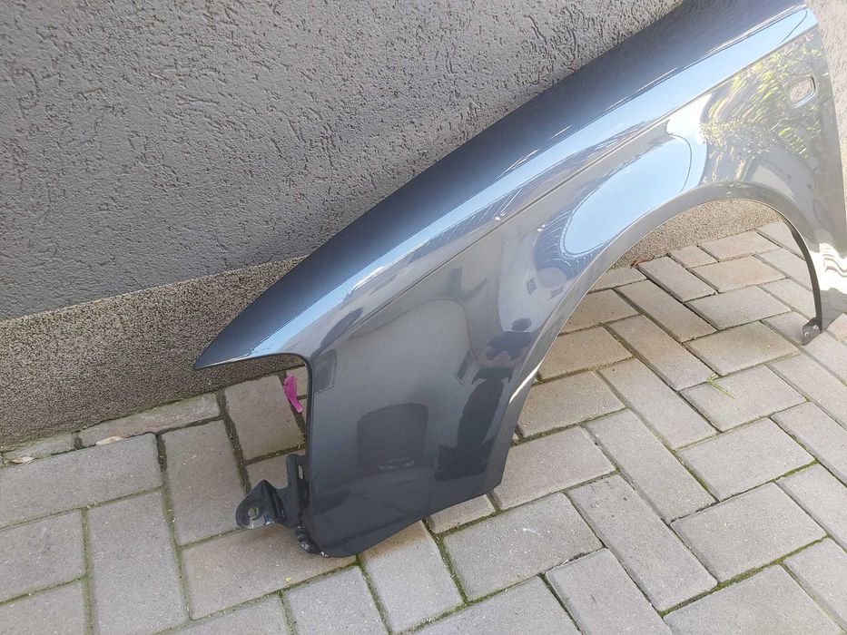 Aripa Fata Stanga Audi A4 B7 An 2004-2007 Vopsita Gri Inchis