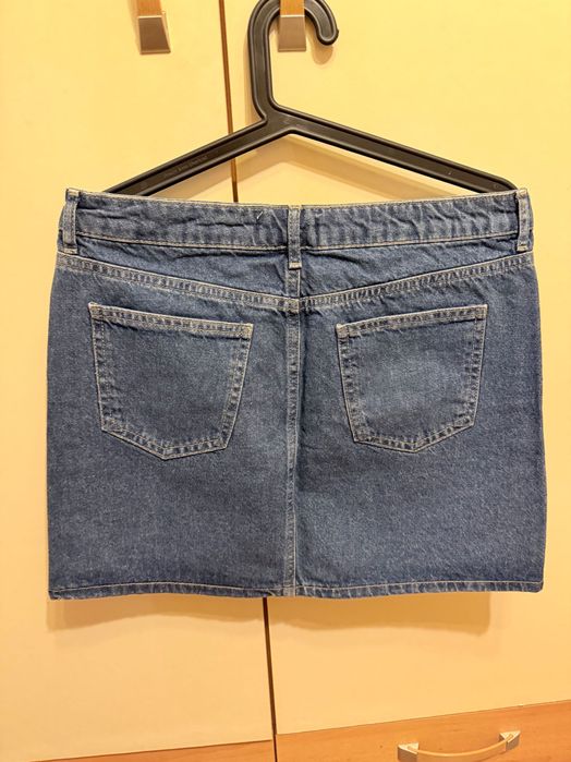 Полички, панталон и клин