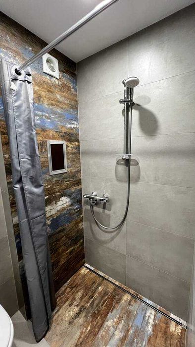 Двустаен апартамент под наем в ж.к. Възраждане