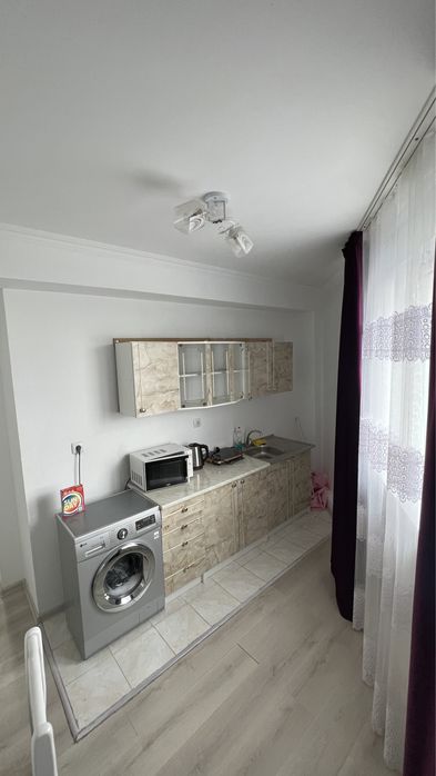 Мегацентр, Посуточно жк Айгерим