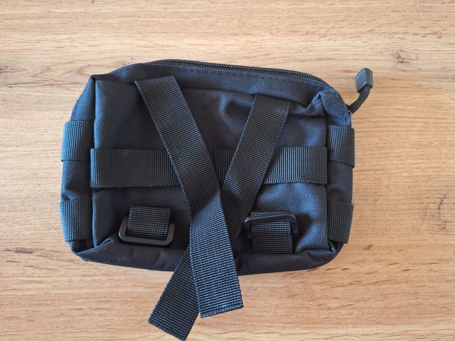 Тактическа чантичка