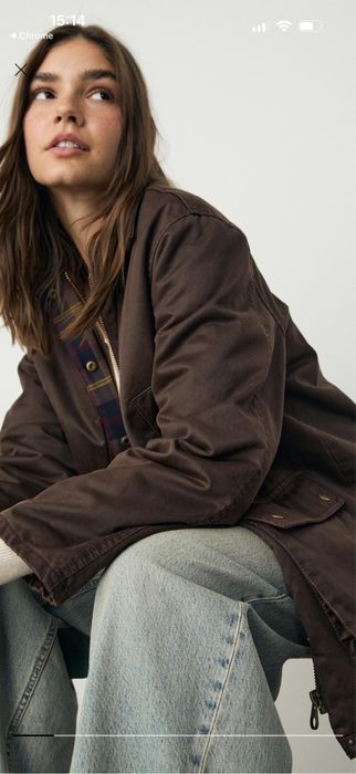 Stradivarius НОВ Сезон  промазана парка S размер овърсайз