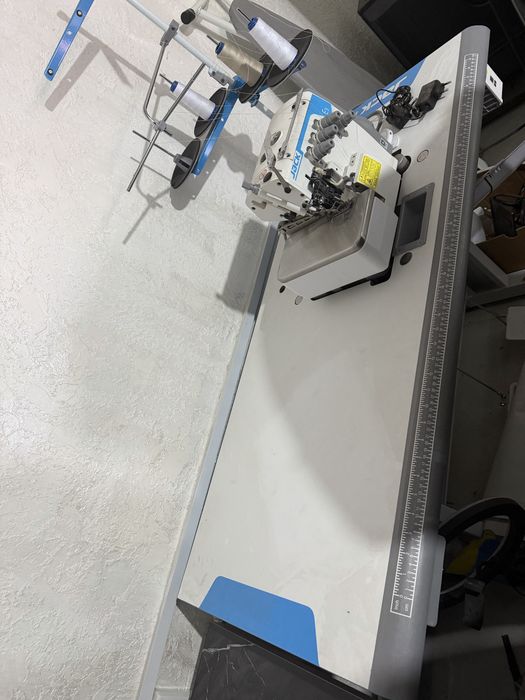 Оверлог джак новый